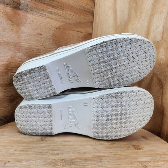 Dansko Leather Nursing Clogs Size 41 US 10.5-11 - Picture 8 of 9
